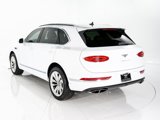 Used 2021 Bentley Bentayga image 3