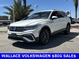 Certified 2022 Volkswagen Tiguan SE image 2