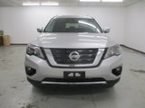 Used 2019 Nissan Pathfinder SV image 2