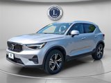 Certified 2025 Volvo XC40 B5 Core image 3