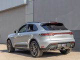 Certified 2024 Porsche Macan image 3