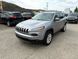Used 2017 Jeep Cherokee Latitude w/ Comfort/Convenience Group image 3