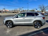 New 2024 Volkswagen Taos SE image 3