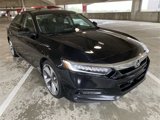 Used 2018 Honda Accord Touring image 2