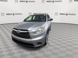 Used 2016 Toyota Highlander LE image 3