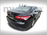 Used 2020 Toyota Camry LE image 3