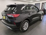 Used 2022 Ford Escape SE image 4