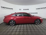 Used 2023 Hyundai Elantra SEL w/ Convenience Package image 4