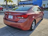 Used 2015 Hyundai Elantra SE image 5