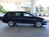 Used 2017 Volkswagen Golf Alltrack S image 6
