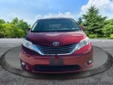 Used 2011 Toyota Sienna XLE image 2