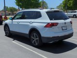 Used 2019 Volkswagen Tiguan SEL image 3