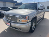 Used 2005 GMC Yukon XL Denali image 3