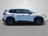 Used 2023 Nissan Rogue S image 2