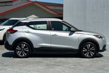 Used 2019 Nissan Kicks SV image 3