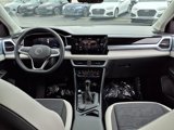 New 2025 Volkswagen Taos SE image 6