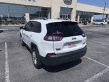 Used 2020 Jeep Cherokee Latitude image 2