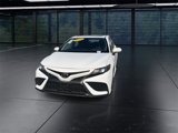 Used 2024 Toyota Camry SE image 3