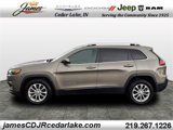 Used 2019 Jeep Cherokee Latitude w/ Cold Weather Group image 2
