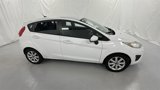 Used 2012 Ford Fiesta SE image 2