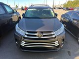 Used 2019 Toyota Highlander XLE image 2