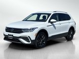 Used 2024 Volkswagen Tiguan SE image 2