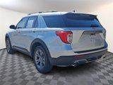 Used 2022 Ford Explorer XLT w/ Equipment Group 202A image 4