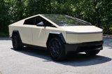 Used 2024 Tesla Cybertruck AWD Crew Cab image 4
