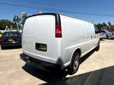 Used 2010 Chevrolet Express 2500 Extended image 5