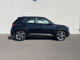 Used 2024 Hyundai Venue SEL image 2