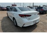 Used 2018 Hyundai Sonata SE image 3