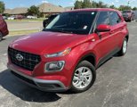 Used 2021 Hyundai Venue SE image 3
