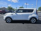 Used 2016 Kia Soul + image 4