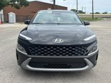 Used 2023 Hyundai Kona SE image 2