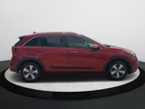 Used 2018 Kia Niro EX w/ EX Premium Package image 3