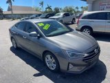 Used 2020 Hyundai Elantra SEL w/ Cargo Package (C1) image 2
