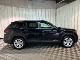 Certified 2021 Volkswagen Atlas SE image 3