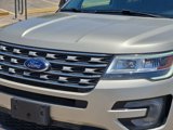 Used 2017 Ford Explorer XLT image 6