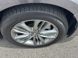 Used 2016 Toyota Camry SE image 5
