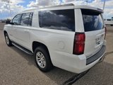 Used 2016 Chevrolet Suburban LT image 3