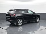 Used 2023 Jeep Compass Sport image 5