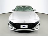 Certified 2021 Hyundai Elantra SEL w/ Preferred Accessory Package image 2
