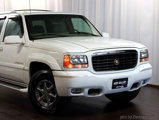 Used 2000 Cadillac Escalade 4WD image 2