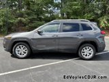 Used 2016 Jeep Cherokee Latitude image 4