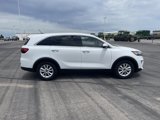 Used 2020 Kia Sorento LX image 4