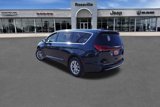 New 2025 Chrysler Pacifica Select image 5