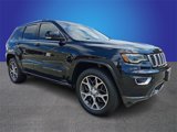 Used 2018 Jeep Grand Cherokee Limited image 3