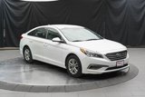 Used 2015 Hyundai Sonata SE image 2