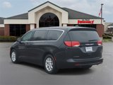 Used 2023 Chrysler Voyager LX image 3