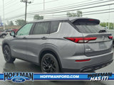 Used 2022 Mitsubishi Outlander SEL Black Edition image 4